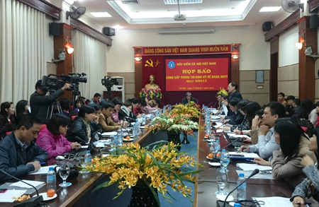 Nhiều vướng mắc được tháo gỡ sau nửa tháng thực hiện Luật bảo hiểm y tế sửa đổi